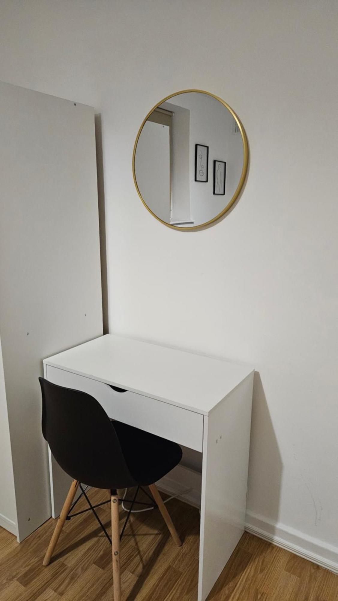 Spacious Two Bedroom Apartment In Battersea, Free Parking Londra Exterior foto