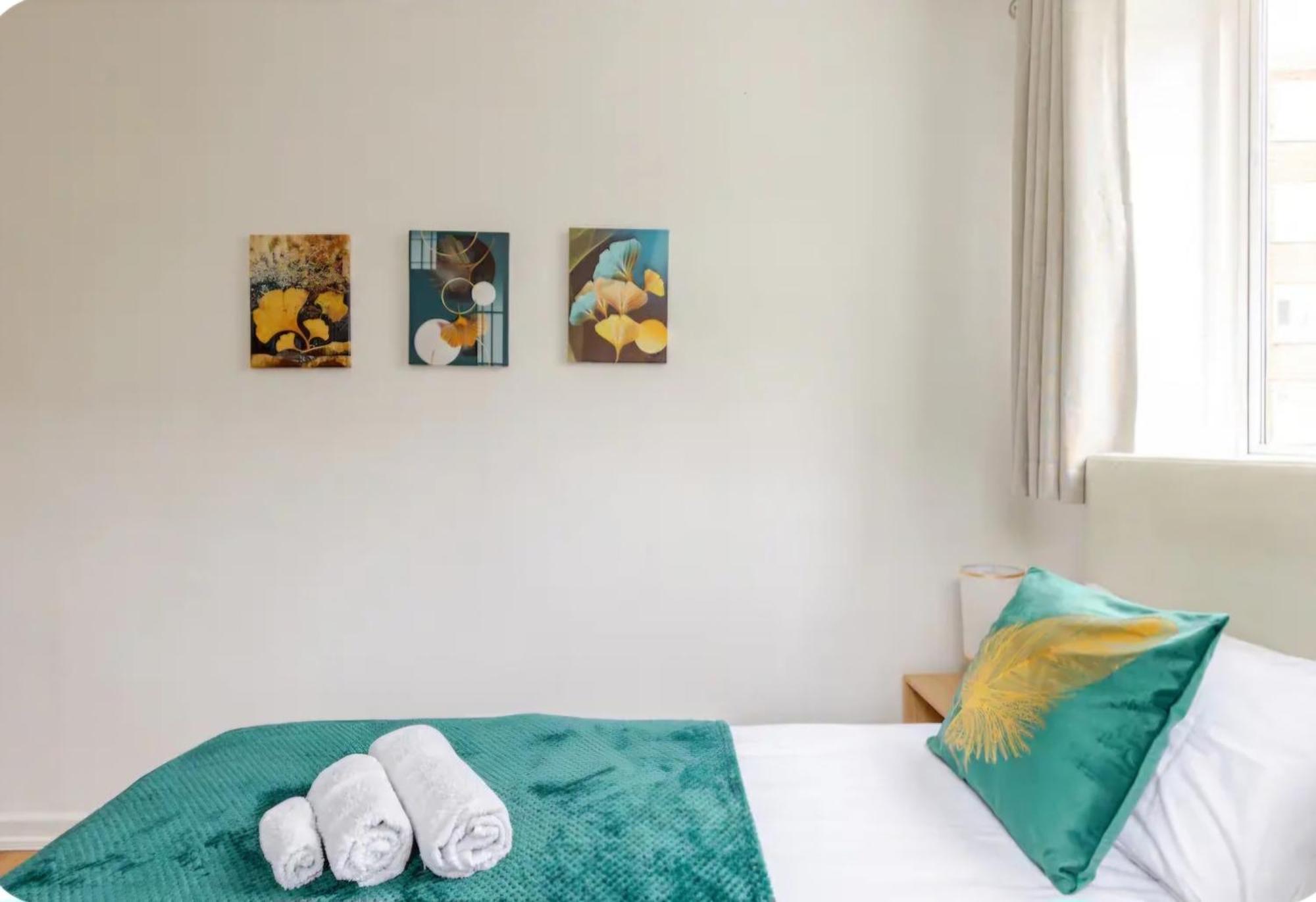 Spacious Two Bedroom Apartment In Battersea, Free Parking Londra Exterior foto